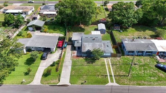 Building Photo - 6036 Dogwood Dr