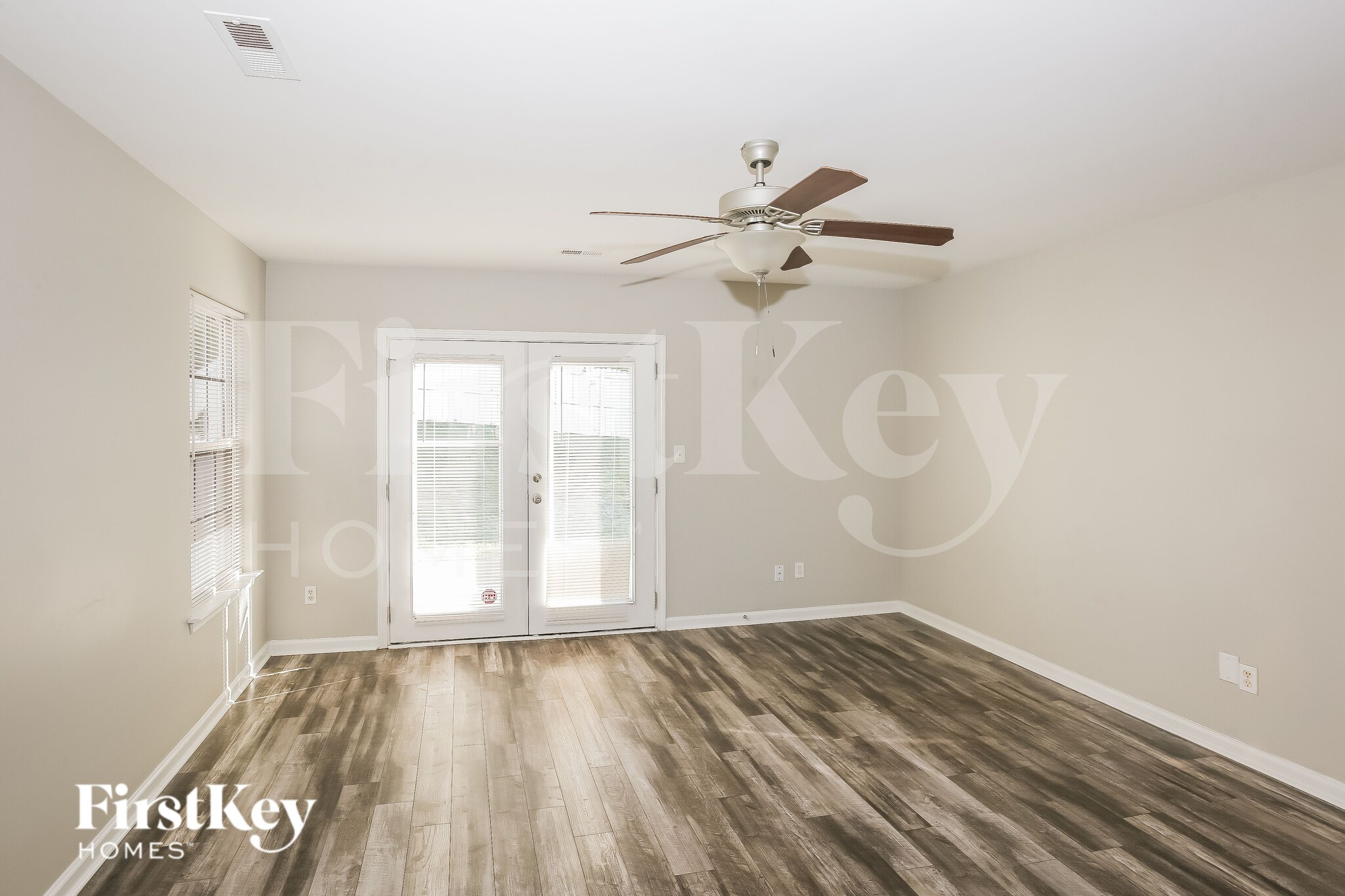 Building Photo - 11610 Banyan Ct