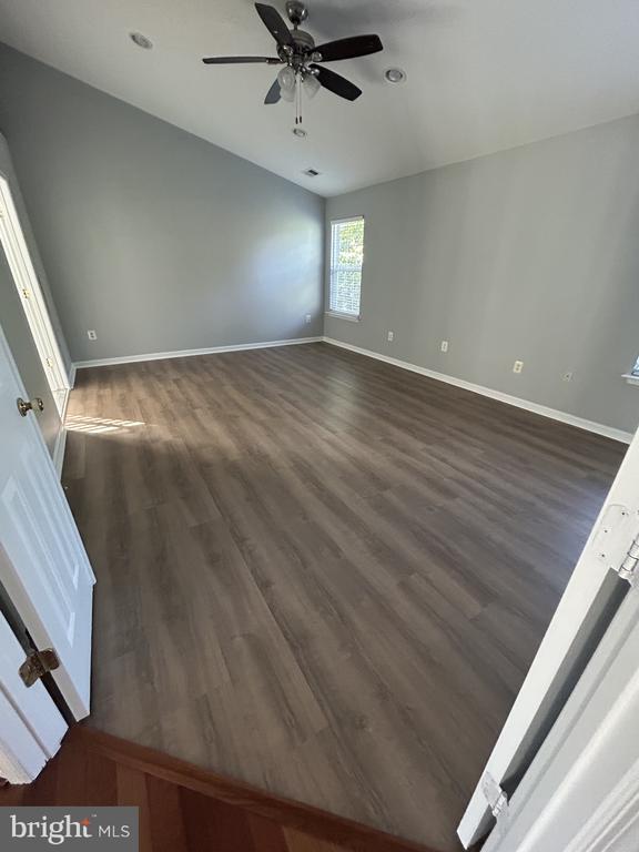 Building Photo - 14038 Walney Village Ct