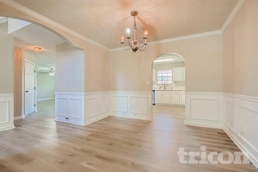 Building Photo - 800 Hannah Ct