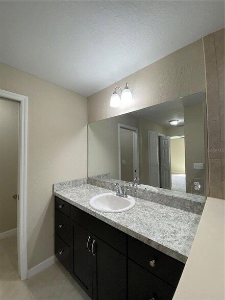 Building Photo - 16690 SW 21st Avenue Rd