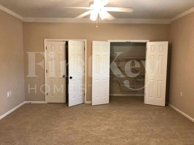 Building Photo - 1609 Flat Rock Dr SW