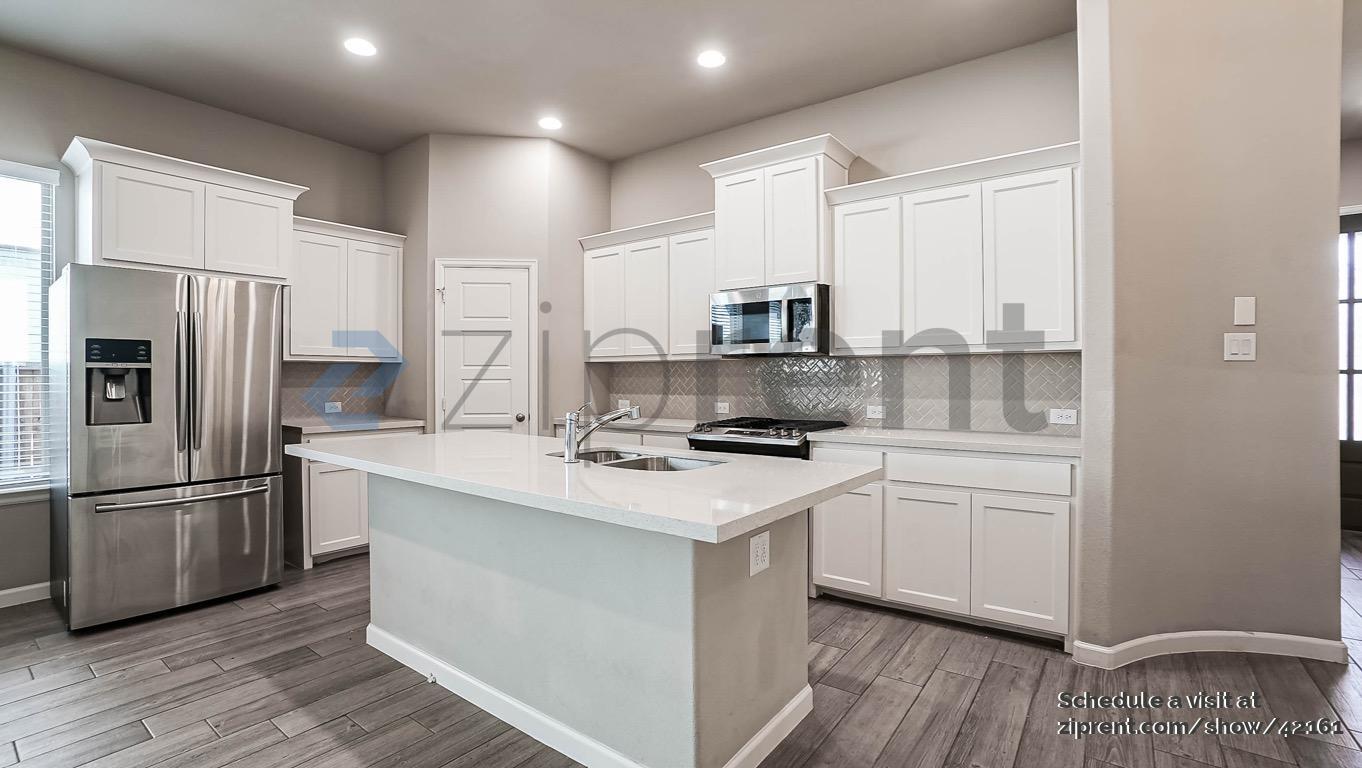 Building Photo - 2412 Bathwick Ln