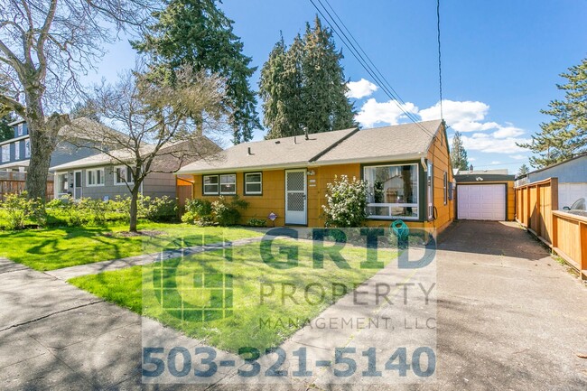 Building Photo - Charming 3 Bedroom North Portland Home Ava...