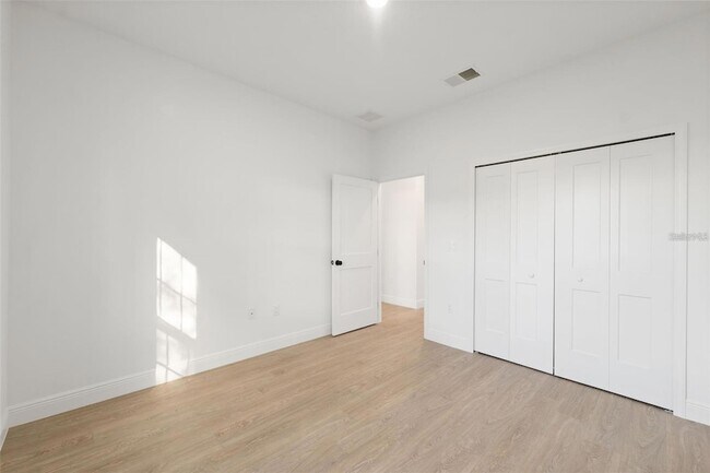 Building Photo - 4052 SW 132nd Ln
