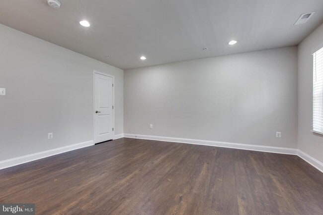 Building Photo - 7110 Druce Way
