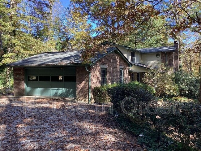 Building Photo - 105 Campbell Dr