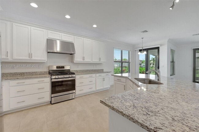 Building Photo - 10858 SW Meandering Mile Rd