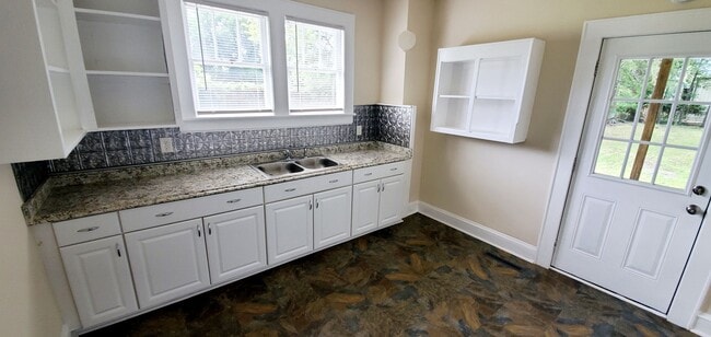 Building Photo - Coming Soon, Fantastic 2BR, 1BA Durham Home with a Large Yard