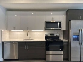 Building Photo - 2347 N 6th St