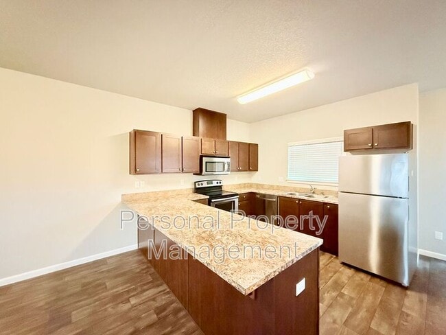 Building Photo - 12600 NE 49th St