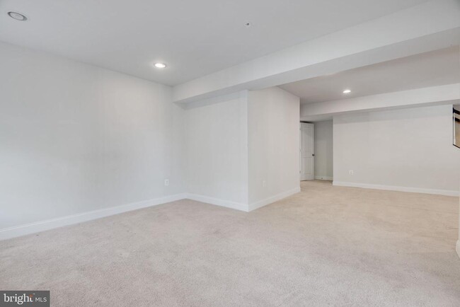 Building Photo - 7316 Hargrove Ct