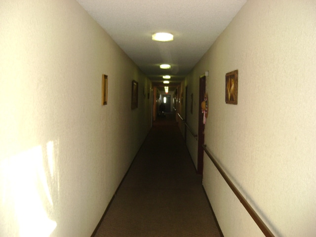 Hallway 2 - Walnut Plaza