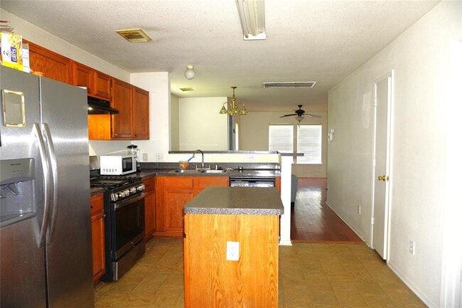 Building Photo - 1120 Verde Trails Dr