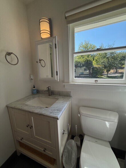 Building Photo - 7759 St Helena Hwy