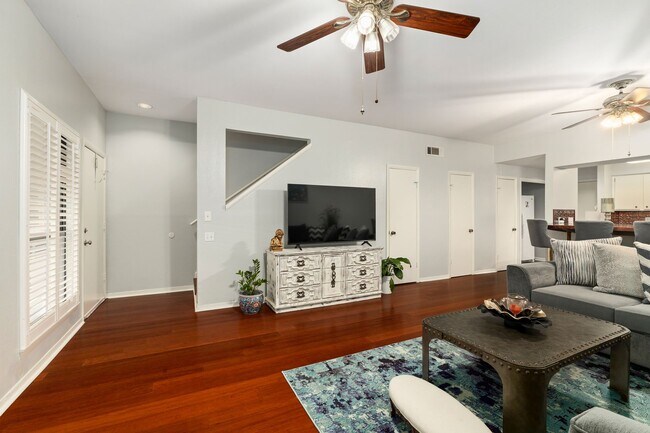 Building Photo - 1625 Prairie Grove Dr