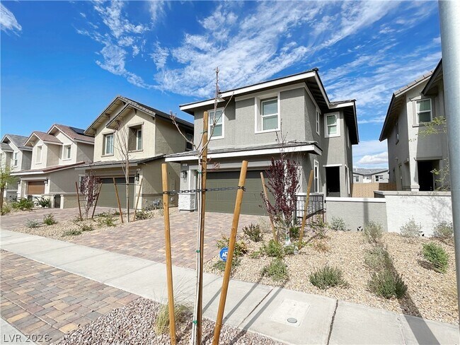 Building Photo - 8520 Little Fox St