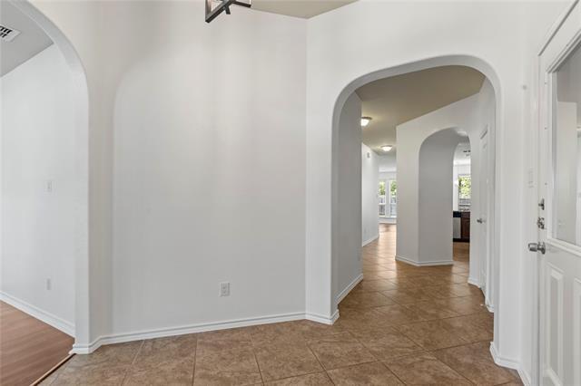 Building Photo - 5107 Walsh Dr