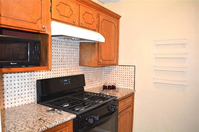 Building Photo - 942 Grand Jct Dr