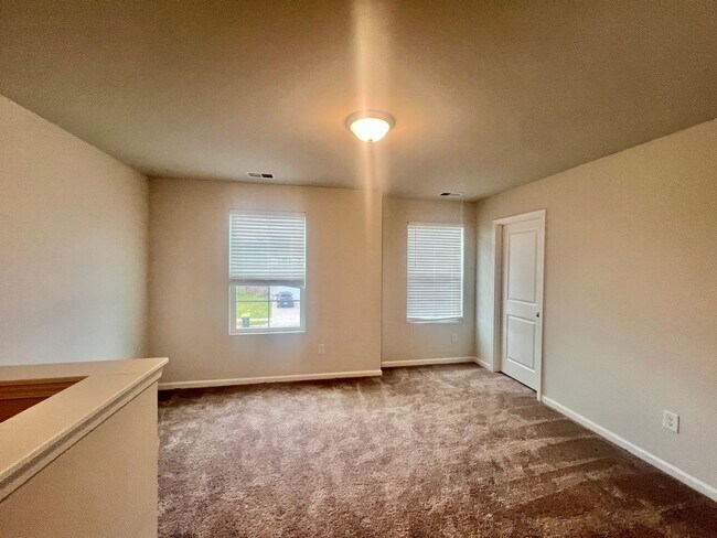 Building Photo - Parsons Mill Castle Hayne, 4BR, 2 Car Gara...
