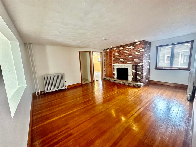 Building Photo - 30 South St