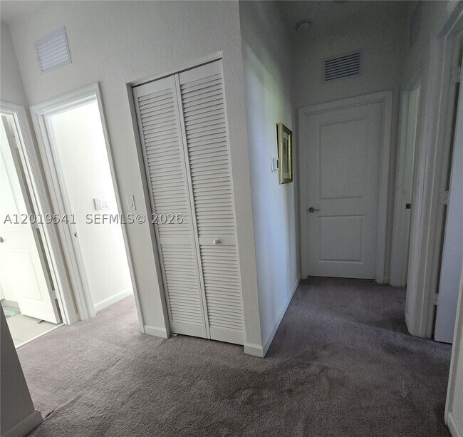 Building Photo - 24400 SW 119th Ave