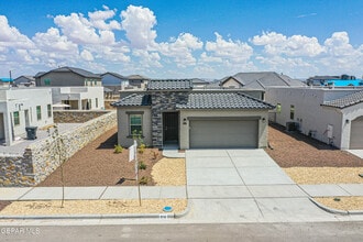 Building Photo - 916 Pettus Pl