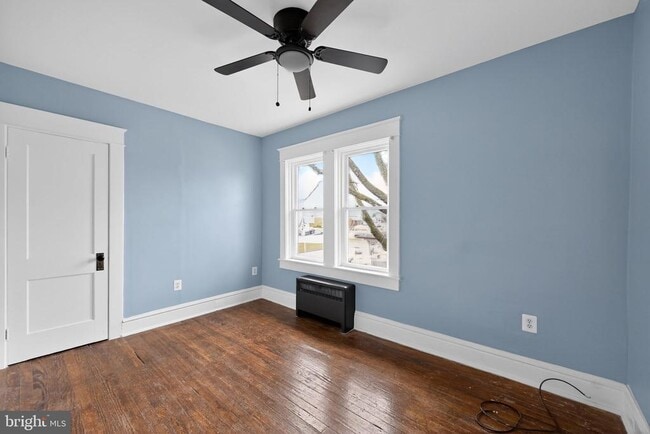 Building Photo - 990 Mt Rose Ave