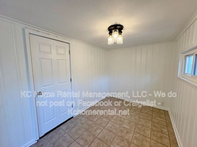 Building Photo - 9001 Jarboe St