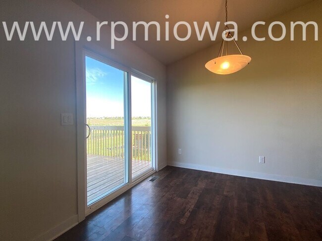 Building Photo - NEAR ABBIE GROVE ELEMENTARY!! 4 Bedroom, 3 Bath Home in Ankeny