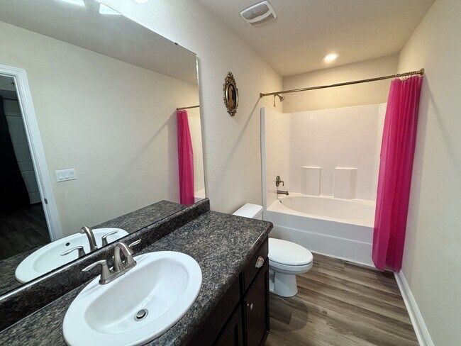 Building Photo - 5143 Carmell Ridge Cir