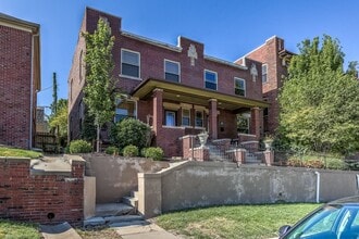 Building Photo - 3001 Harney St