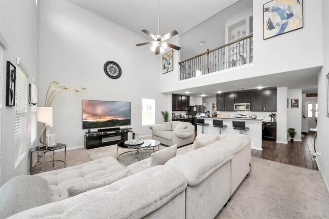 Building Photo - 2643 Ridgeback Dr