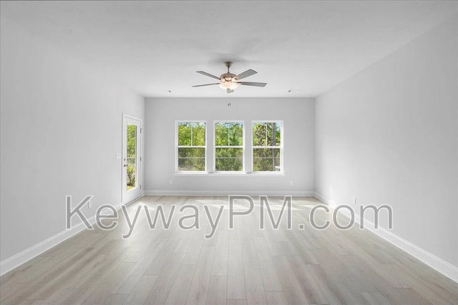 Building Photo - 1316 Newbern Dr