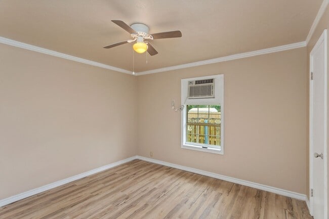 Building Photo - Lake Charles, Home for Rent