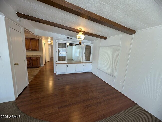 Building Photo - 18003 N 2nd St