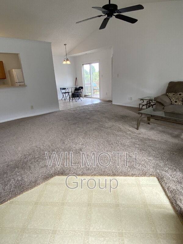 Building Photo - 5251 Bluff View Dr