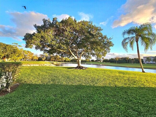 Building Photo - 1460 NW 80th Ave