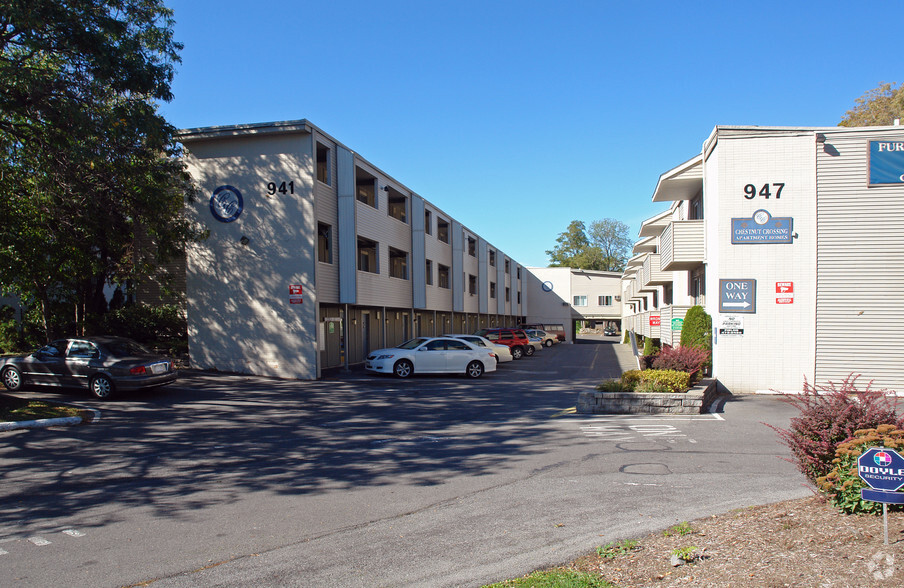 Building Photo - Lifestyle Apartments at Syracuse