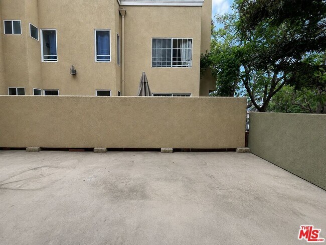 Building Photo - 6140 Monterey Rd