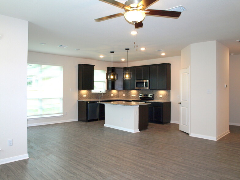 Building Photo - 4140 Aransas Dr