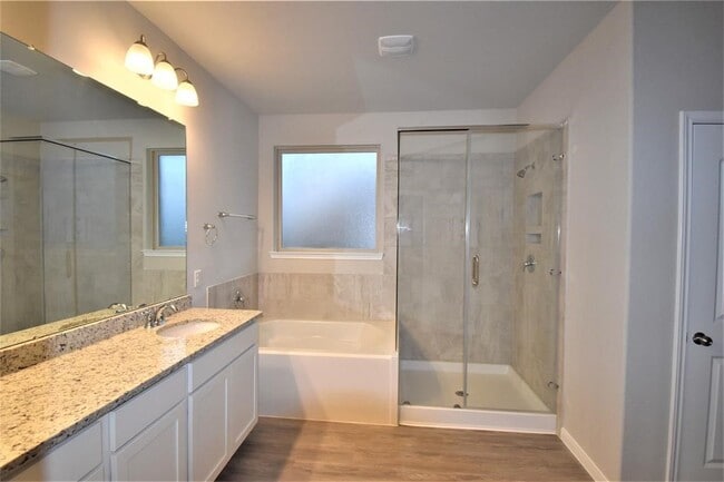 Building Photo - 4819 Vergano Villa Dr