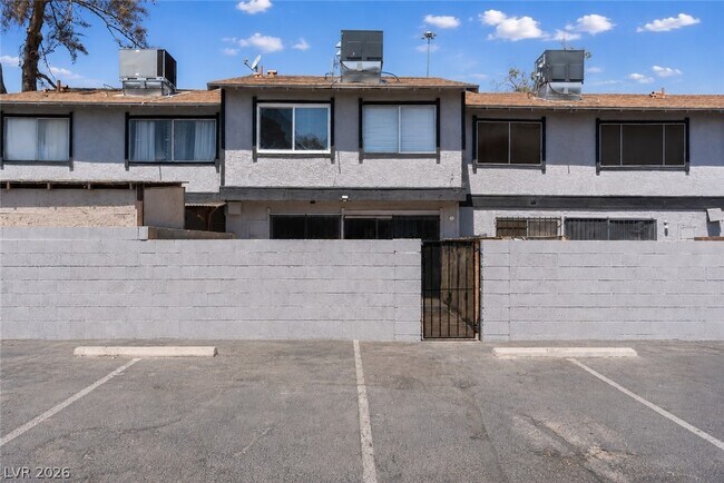 Building Photo - 3537 Mercury St