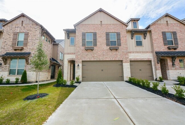Primary Photo - 6551 Scarlet Pond Ln