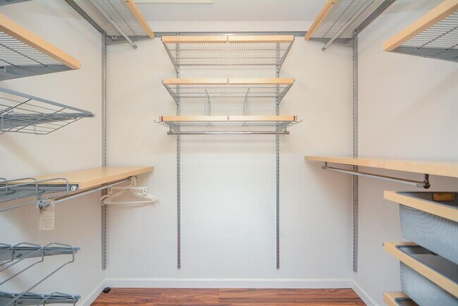 Building Photo - 14911 Wunderlich Dr