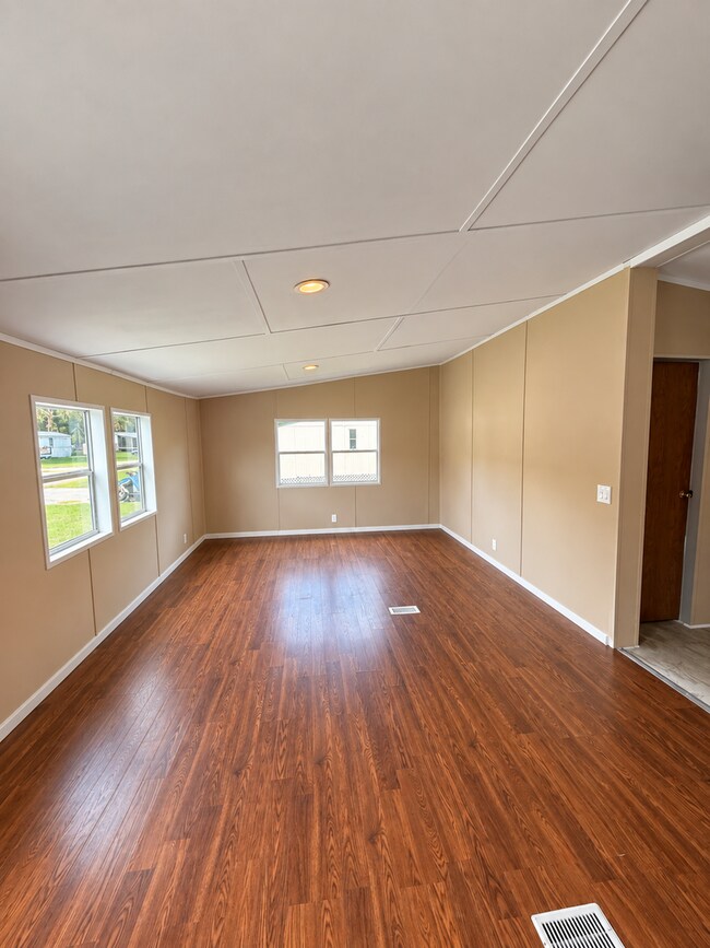 Building Photo - 226 Sweet Gum St