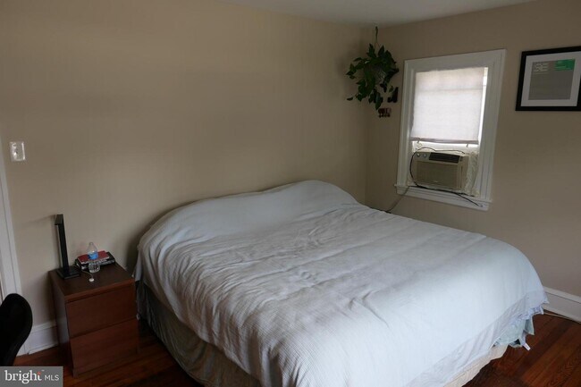 Building Photo - 2716 St Marys Rd