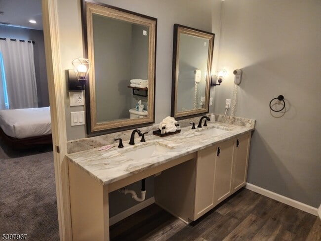 Building Photo - 200 NJ-94