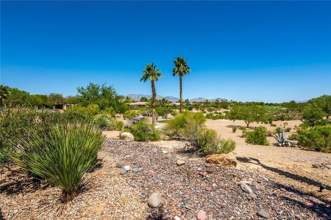 Building Photo - 10248 Santo Nina Ct