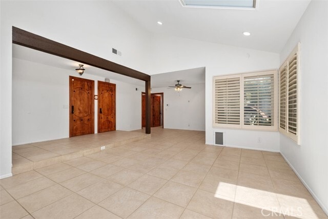 Building Photo - 16 Banyan Tree Ln